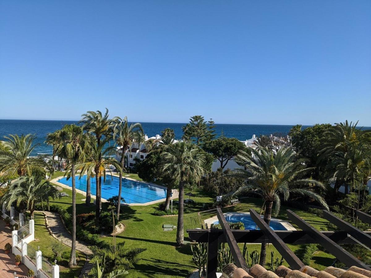 Coral Beach Aparthotel Marbella Exterior photo